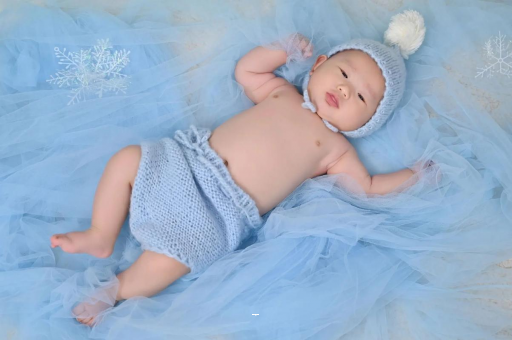 石河子宝宝吐奶黄色